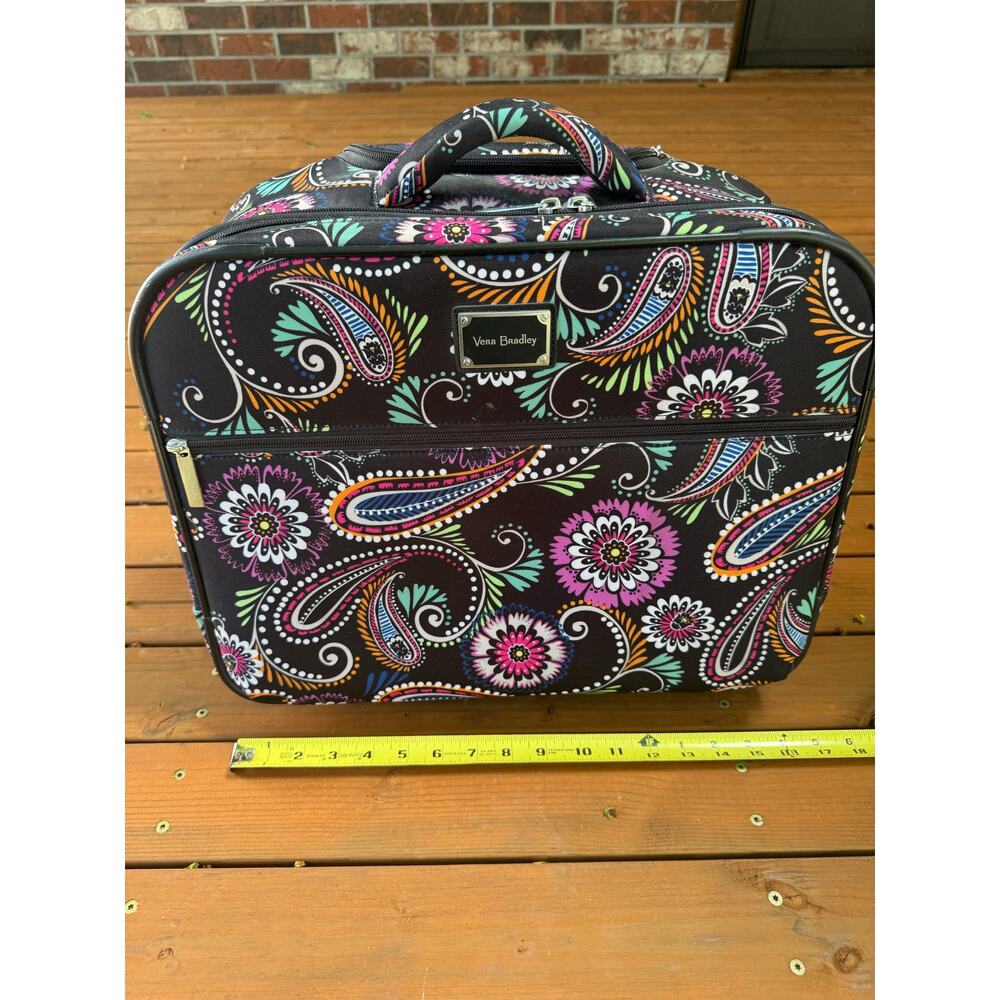 Stylish Vera Bradley Retired Bandana Swirl Rolling Work Bag - Carry-on Size